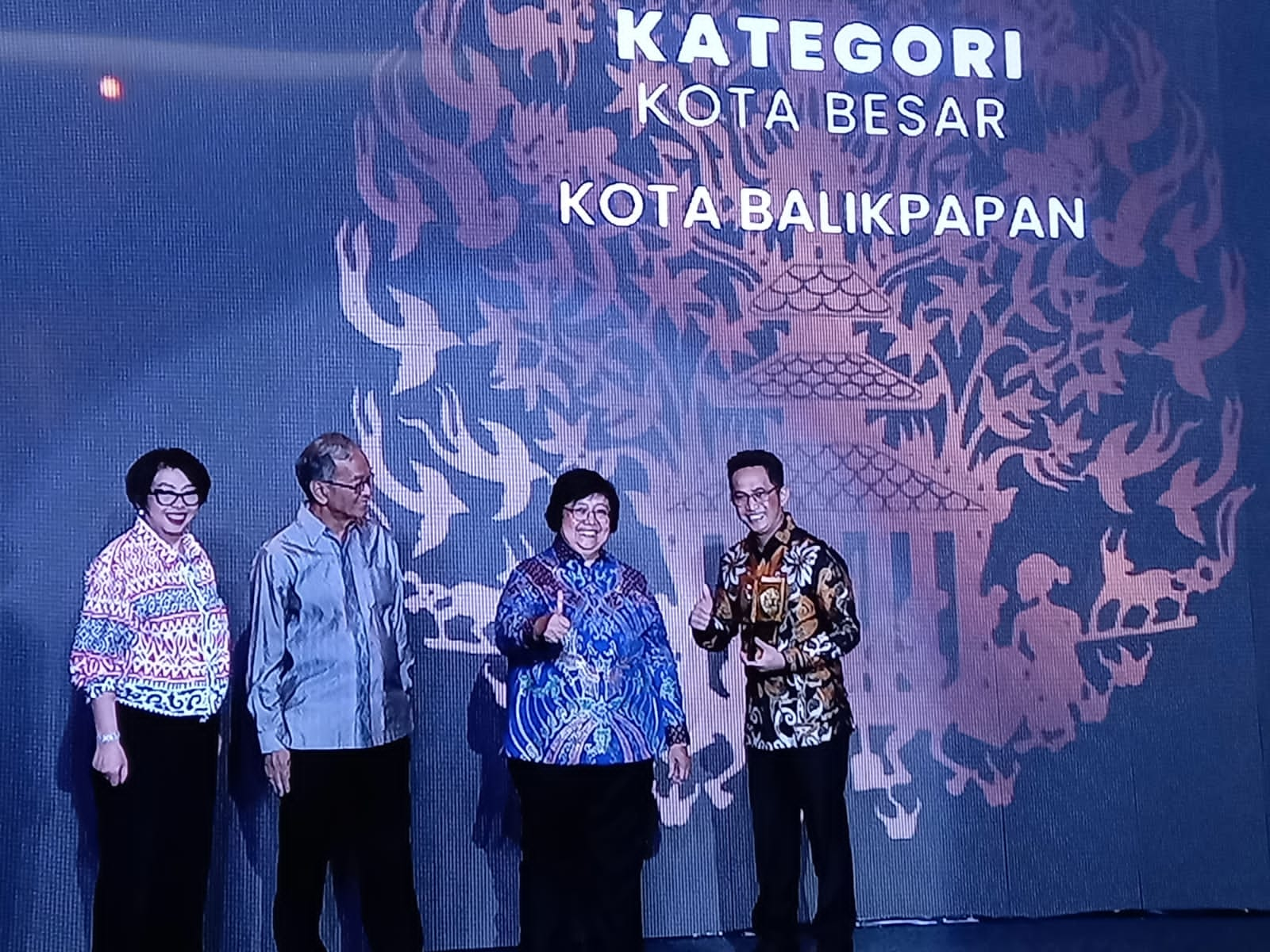 Selamat dan Sukses atas Diraihnya Piala Adipura Kencana untuk Kota Balikpapan 